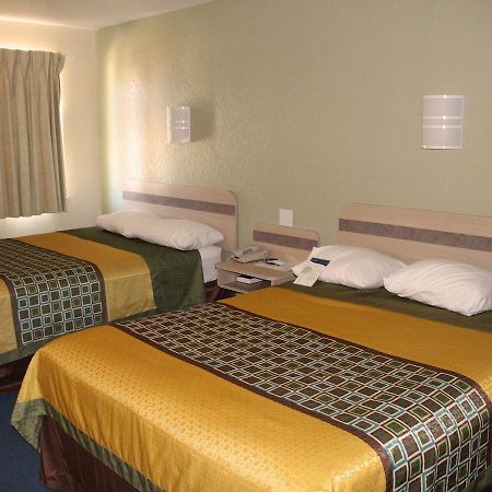 Wine Country Inn Fredericksburg Esterno foto